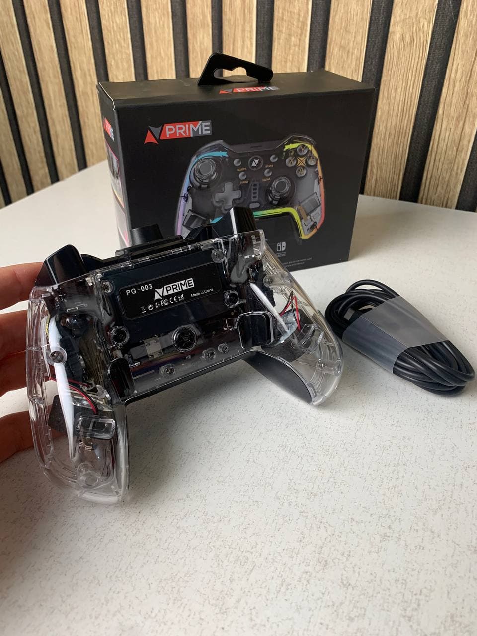 Manette de Jeu Filaire avec Éclairage Néon RGB PG-003 - يد تحكم بأضواء ملونة - Jouet & Gaming - صورة حقيقية 11