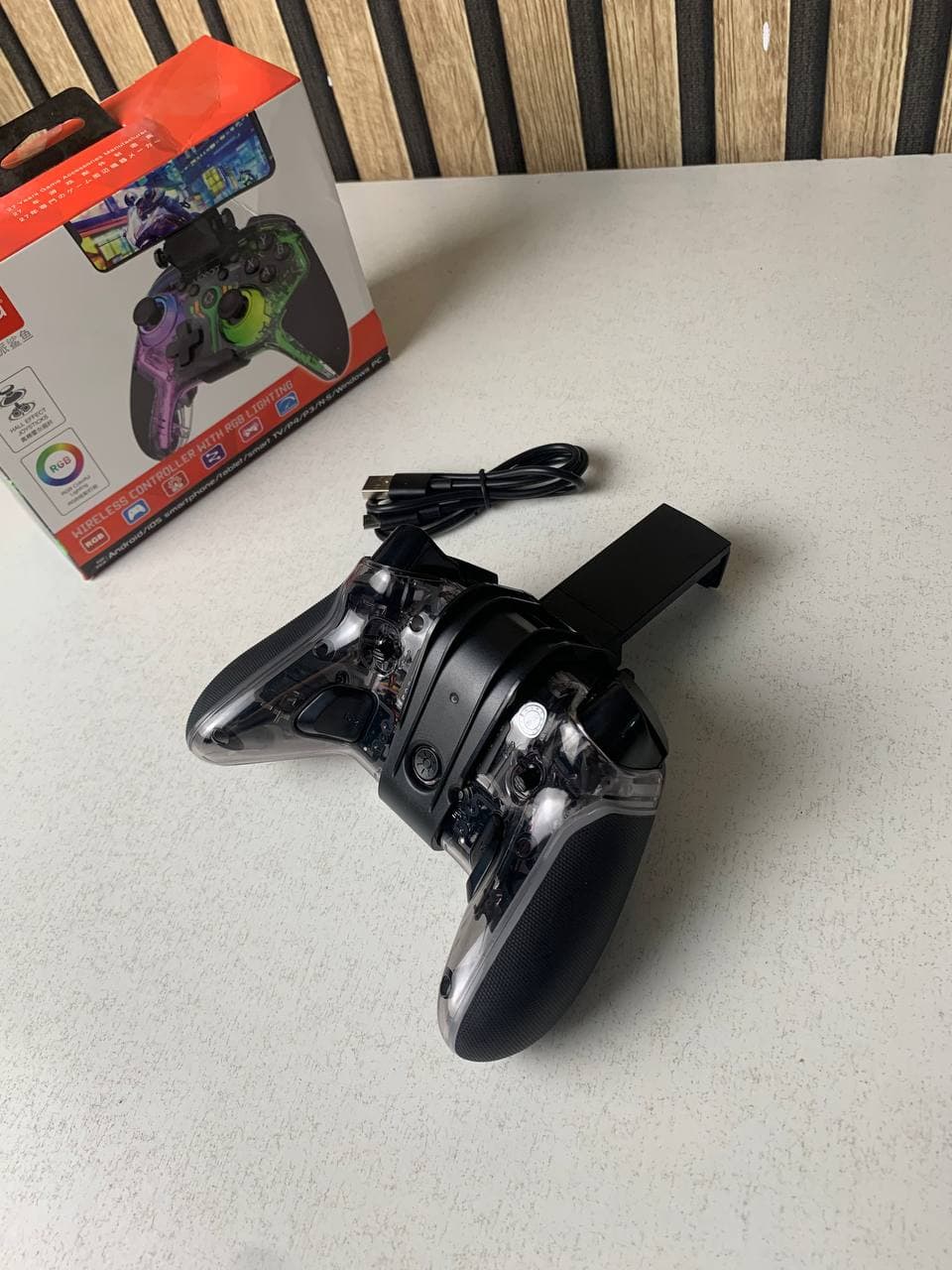 Manette de jeu sans fil IPEGA PG-9666TH avec poignets lumineux RGB - يد تحكم لاسلكية - Jouet & Gaming - صورة حقيقية 8