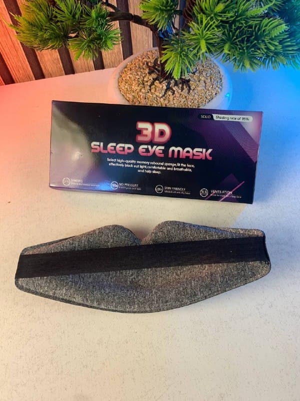 Masque de sommeil 3D ergonomique et profond amélioré avec sangle ajustable - قناع نوم مريح - Camping et Randonnée - صورة حقيقية 9