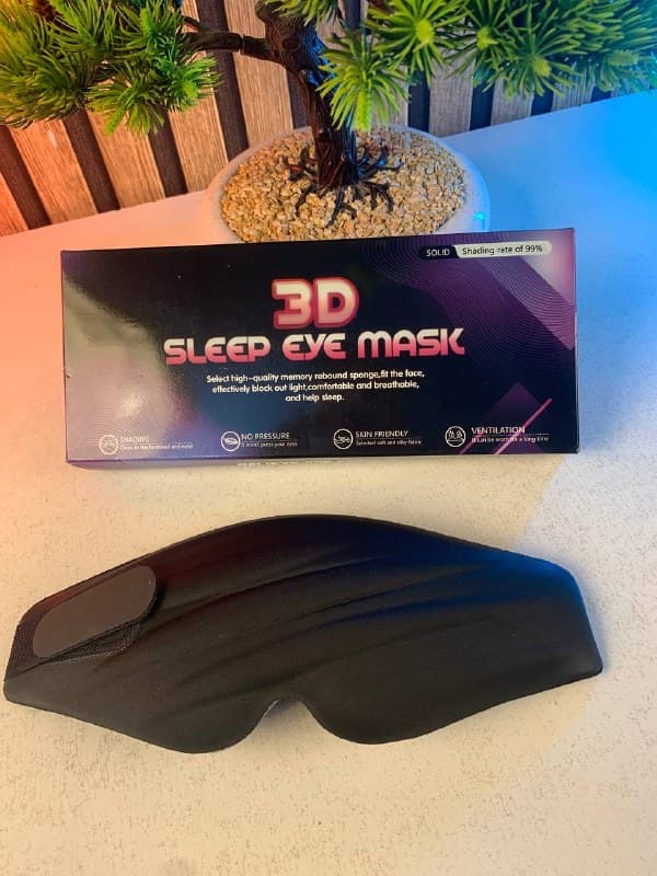 Masque de sommeil 3D ergonomique et profond amélioré avec sangle ajustable - قناع نوم مريح - Camping et Randonnée - صورة حقيقية 10