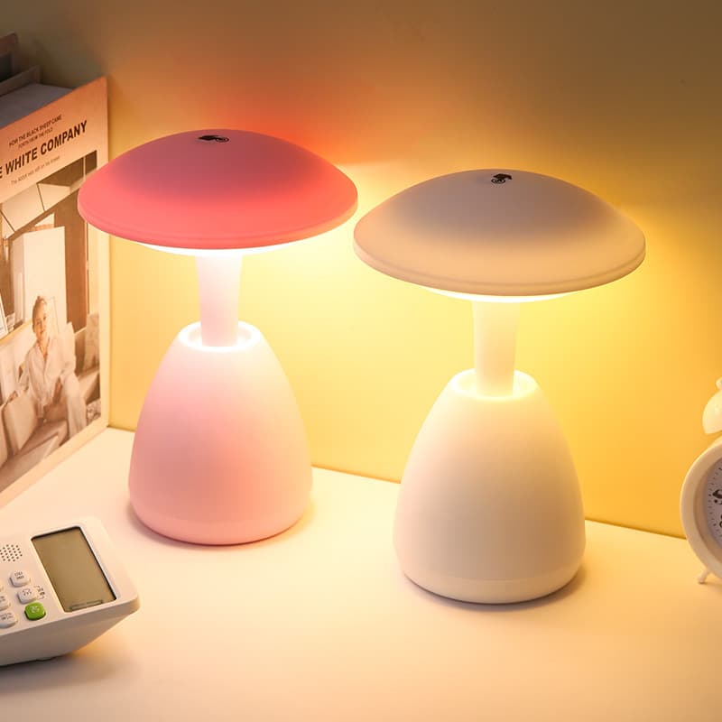 Veilleuse LED Tactile Sans Fil à Intensité Réglable avec Chargeur USB — صورة 1