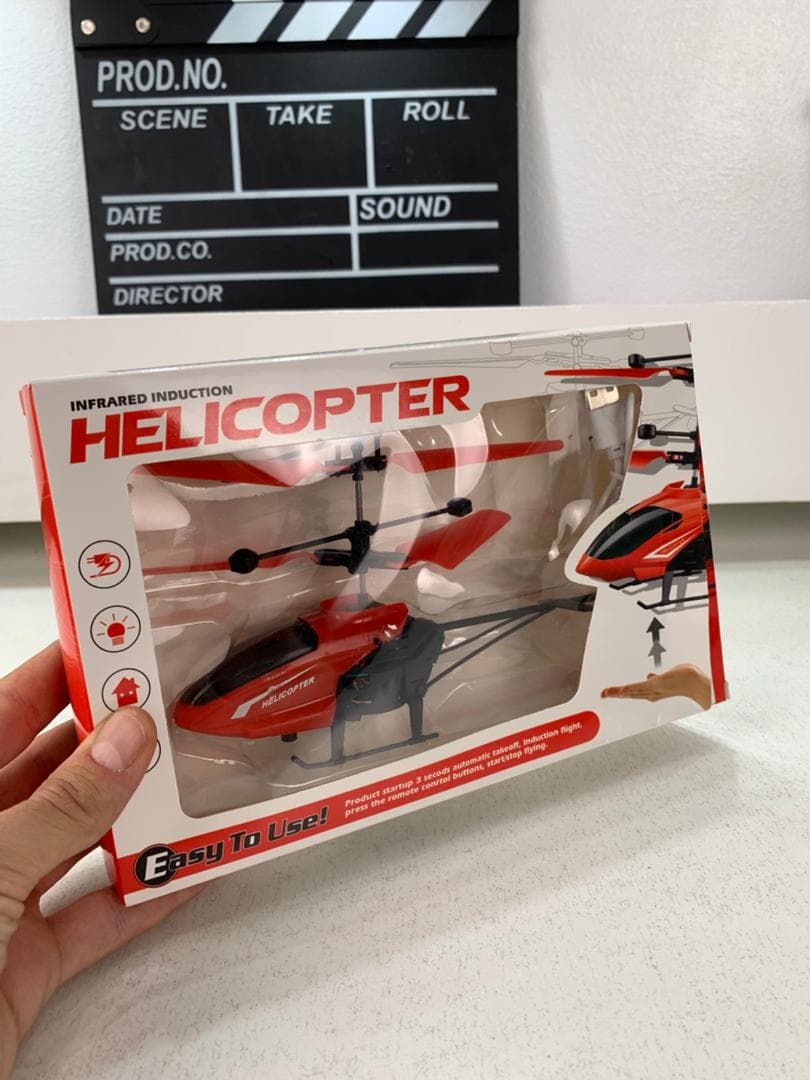 Hélicoptère Rechargeable avec Capteur Infrarouge pour Enfants – طائرة هيليكوبتر لاسلكية للأطفال — صورة حقيقية 6