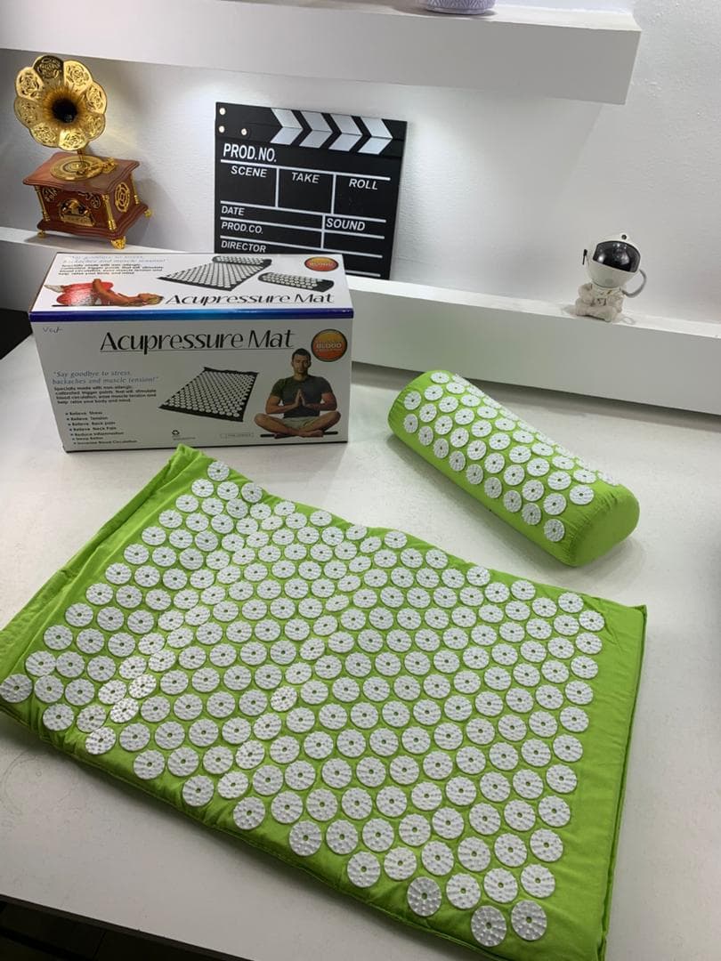 Coussin et Tapis Massage en Polymère d’acupression avec Sac de Rangement – بساط تدليك مع وسادة وحقيبة متنقلة — صورة حقيقية 8