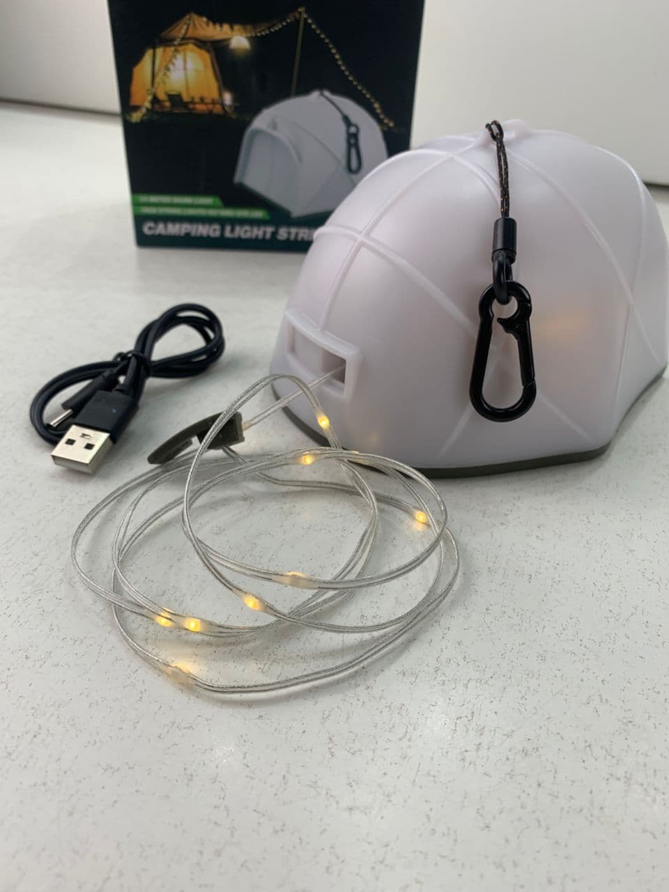 Guirlande lumineuse LED en forme de tente portable rechargeable pour camping – مصباح تخييم على شكل خيمة — صورة حقيقية 9