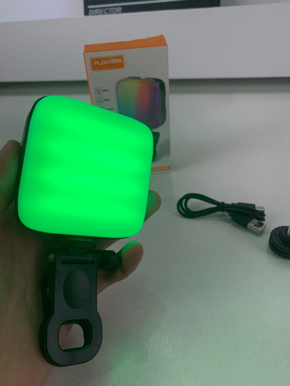 Lampe Selfie RGB Fil Light 3000-9900K U80PRO – مصباح لصناع المحتوى — صورة حقيقية 11