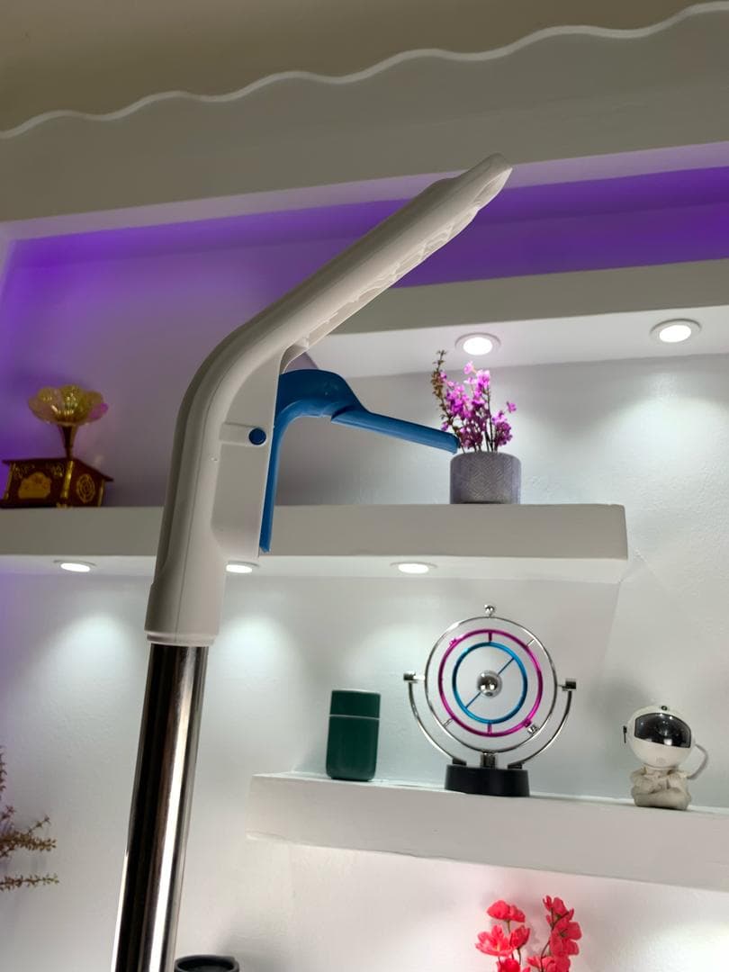 Balai Serpillère Pulvérisateur avec Réservoir Rechargeable – ممسحة بخاخ مع زجاجة قابلة لإعادة التعبئة — صورة حقيقية 10