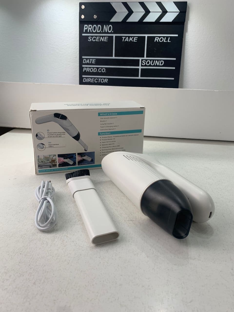 Aspirateur Pliable et Portable pour Voiture avec Éclairage LED – مكنسة كهربائية محمولة للسيارات — صورة حقيقية 10