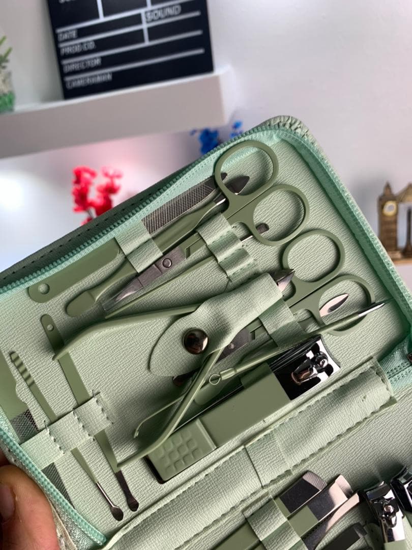 Ensemble de Manucure Professionnel 30 en 1 Kit de Soin des Ongles - مجموعة مانيكير احترافية — صورة حقيقية 10