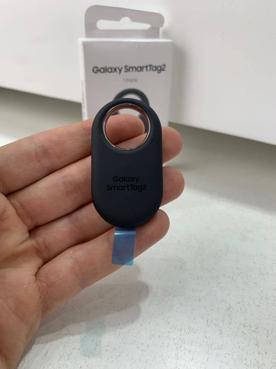 Samsung Galaxy SmartTag2 (1 pièce) Localisateur Bluetooth avec mode intelligent – جهاز تحديد الموقع — صورة حقيقية 5