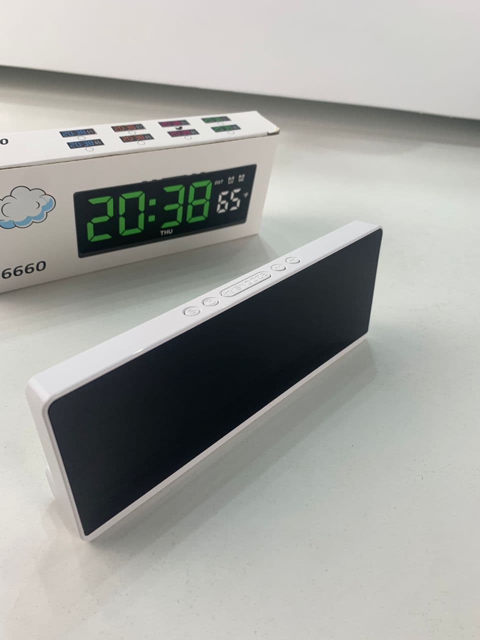 Horloge Électronique Multifonctionnelle avec Affichage de la Température – ساعة إلكترونية متعددة الوظائف مع عرض درجة الحرارة — صورة حقيقية 7
