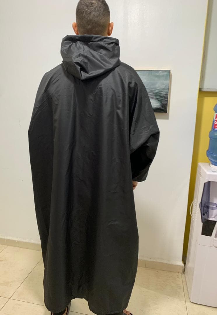 Combinaison de Protection Moto Imperméable V2 – معطف واقي من المطر لسائقي الدراجات — صورة حقيقية 7