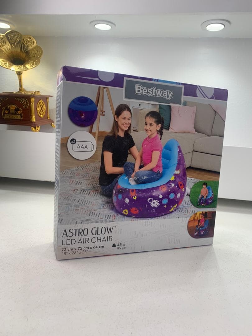 Chaise gonflable LED Kosmos 72 x 72 x 64cm Bestway 75122 – أريكة قابلة للنفخ — صورة حقيقية 6