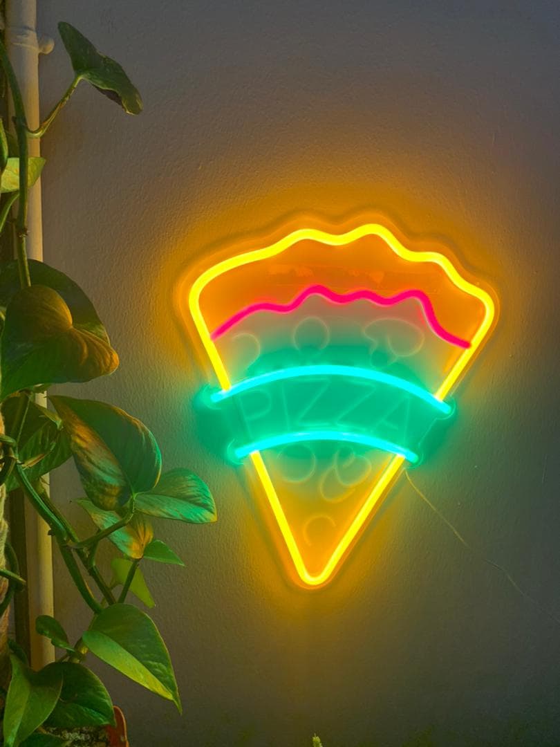 Signe Néon Led Pizza Pour Décoration De Restaurant — صورة حقيقية 5