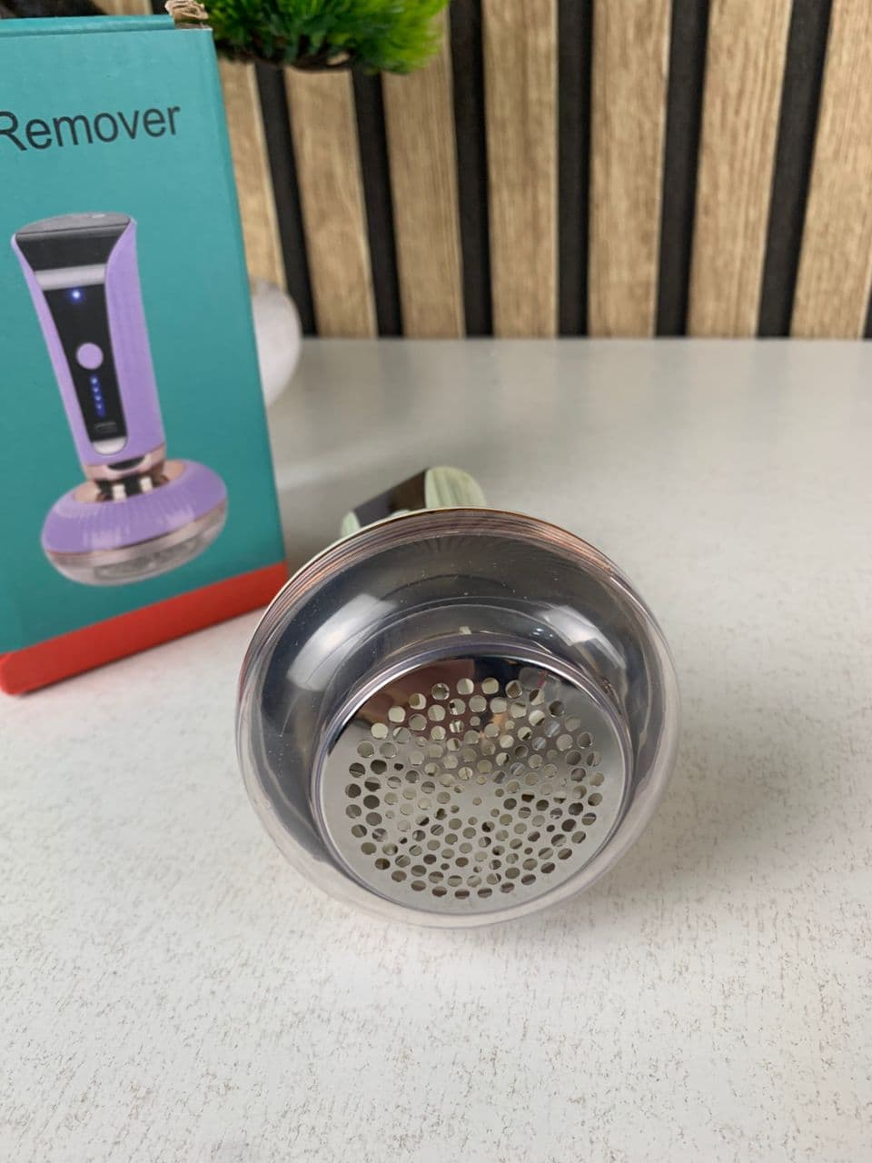 Appareil Rasoir Anti-peluches pour Vêtements Rechargeable Type-C – جهاز مزيل الوبر من الملابس — صورة حقيقية 9