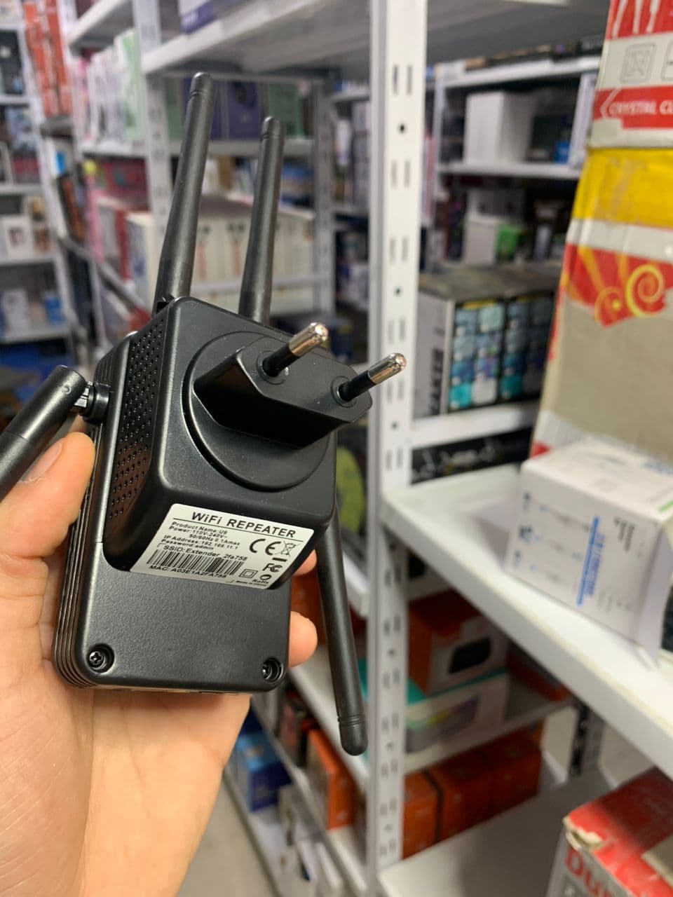 300M Wifi routeur sans fil répéteur 2.4G répéteur de Signal Extender 4 antenne routeur amplificateur de Signal pour la maison — صورة حقيقية 4