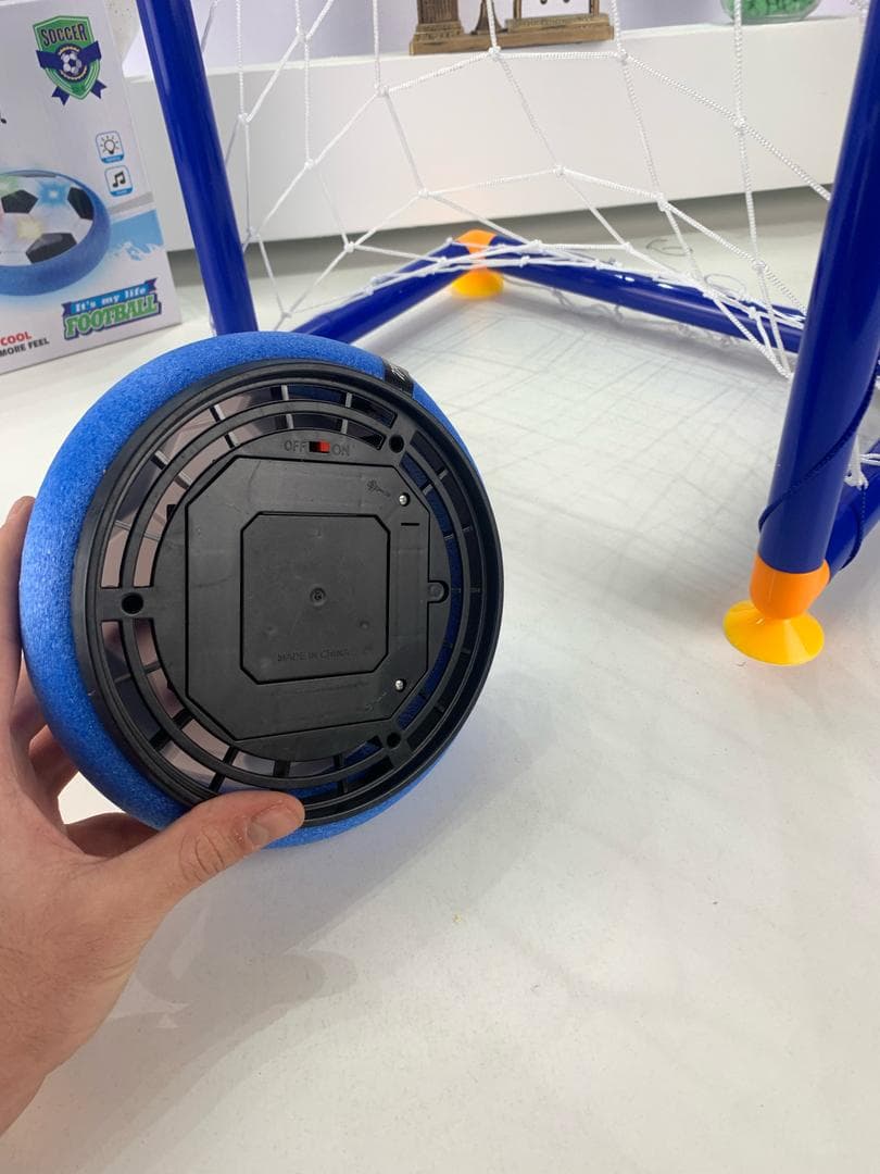 Jeu de Football Intérieur Hover avec But – لعبة كرة القدم مع المرمى — صورة حقيقية 10