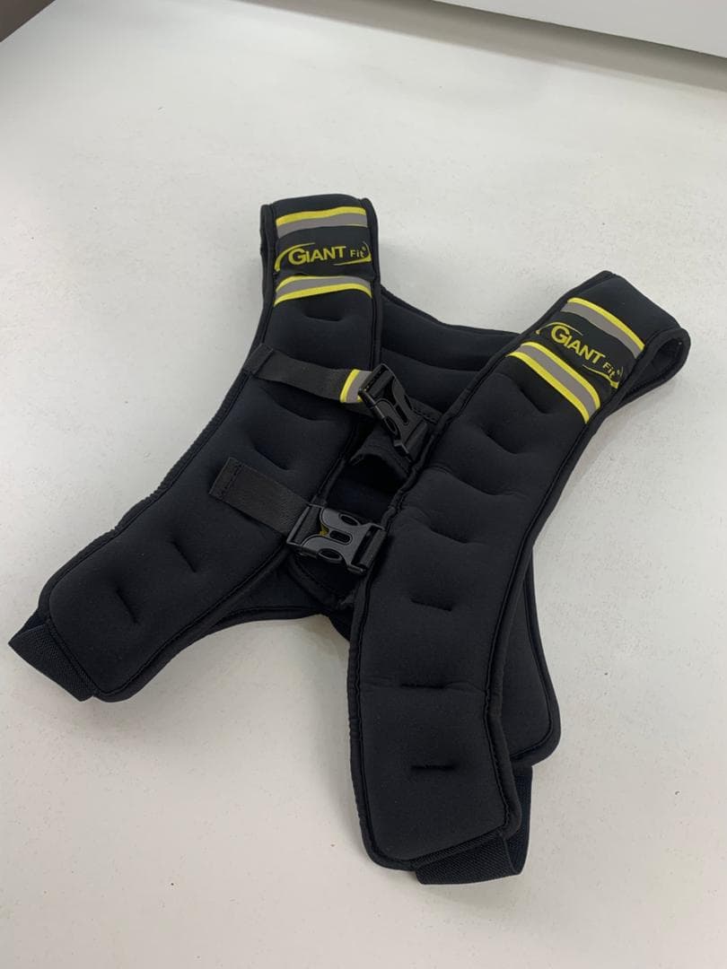 Gilet lesté d’entrainement 5KG réglable avec bretelles élargies – صدرية تدريبات للمحترفين — صورة حقيقية 9
