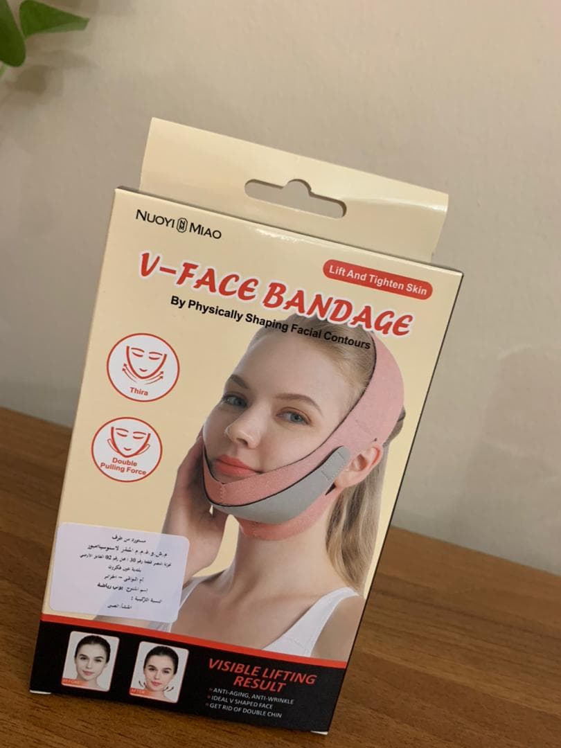 Sangle de levage du visage avec double réduction de menton — صورة حقيقية 8