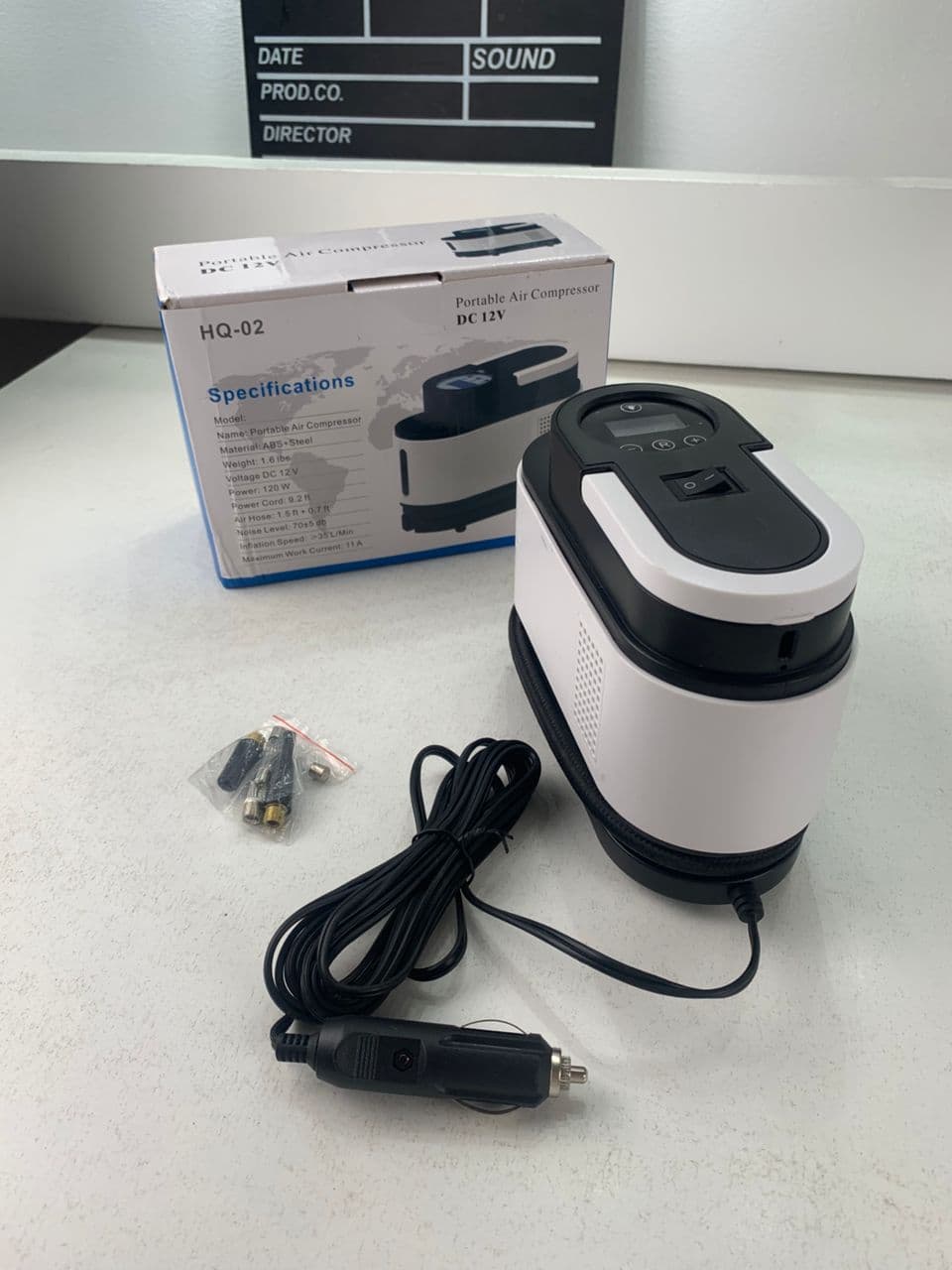 Compresseur d’Air Portable 12V 150 PSI Câble 2,8 m avec Éclairage LED – جهاز نفخ العجلات للسيارة — صورة حقيقية 7