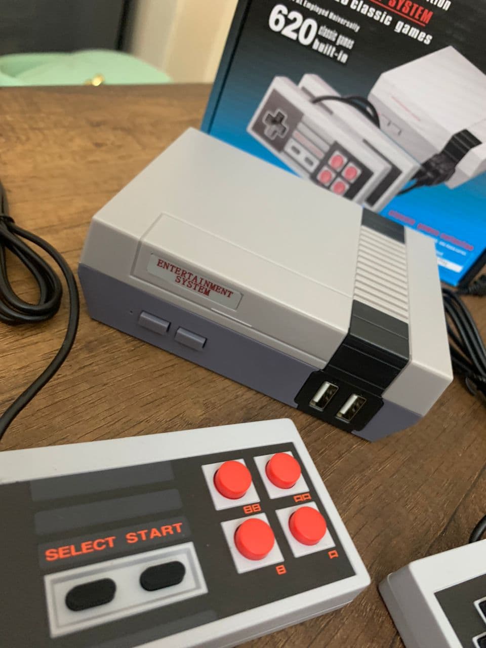 Mini console de jeu rétro classique 620 Games avec 2 Manettes — صورة حقيقية 7