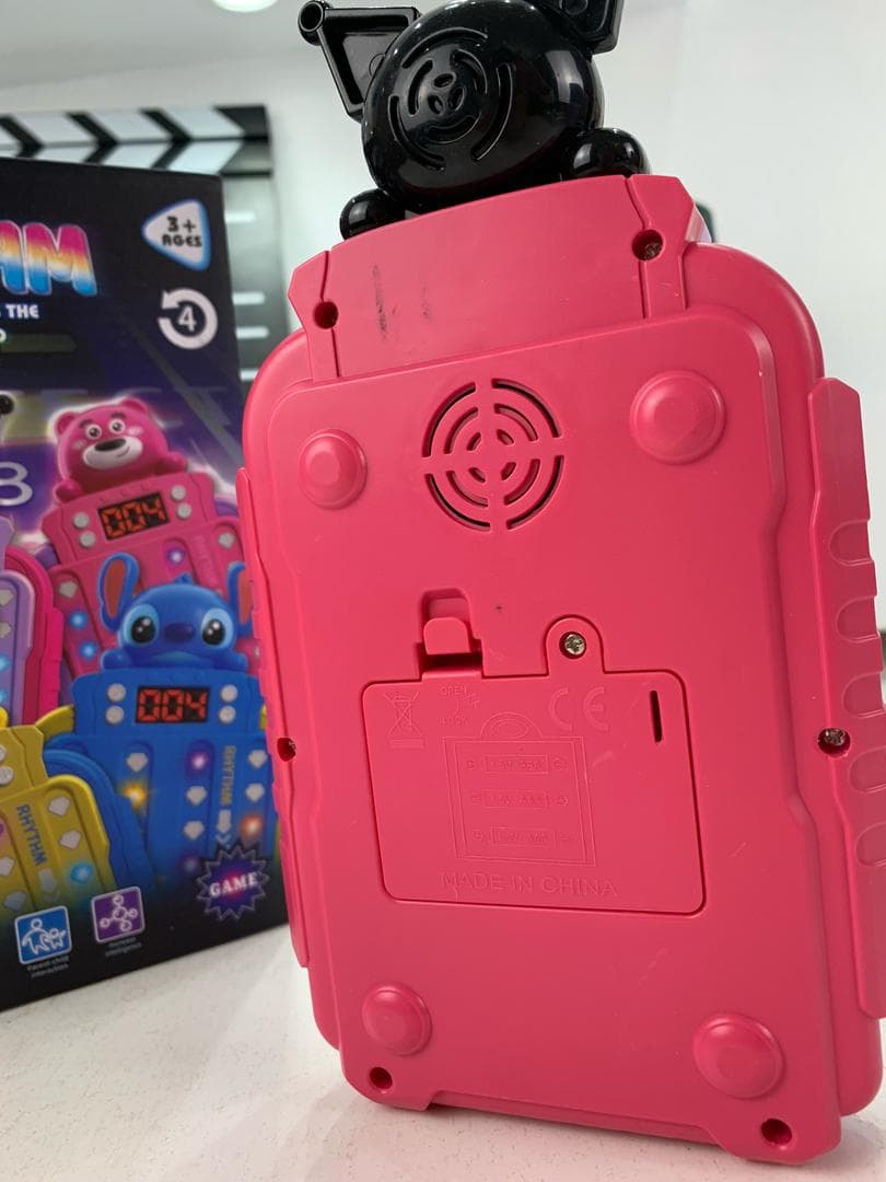 Machine de jeu rythmique anti-stress avec musique et lumière – لعبة أطفال مسلية — صورة حقيقية 8