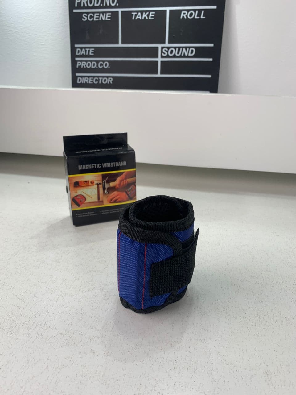Bracelet magnétique respirant et réglable ultra résistant pour maintenir les vis – حزام يد مغناطيسي لشد البراغي — صورة حقيقية 8