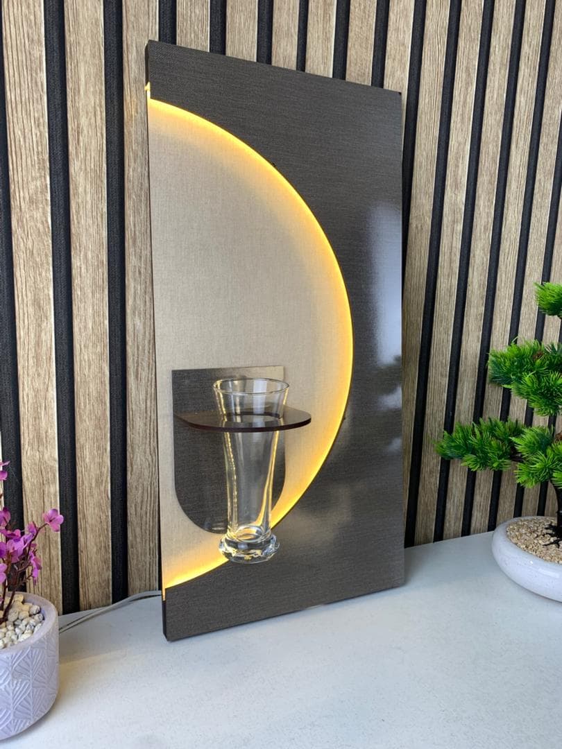 Panneau Mural Décoratif avec Éclairage LED Design Moderne en Bois V4 — صورة حقيقية 4