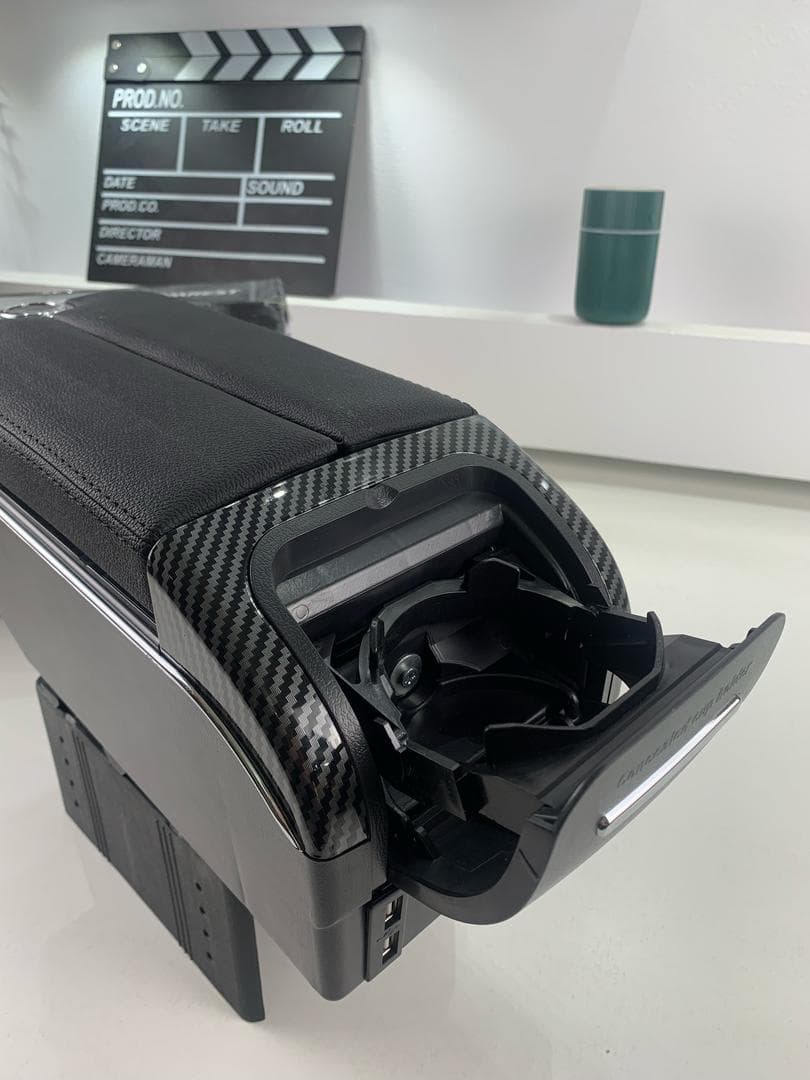 Accoudoir de Voiture Universel avec 7USB et Porte-Gobelets – مسند ذراع السيارة — صورة حقيقية 11