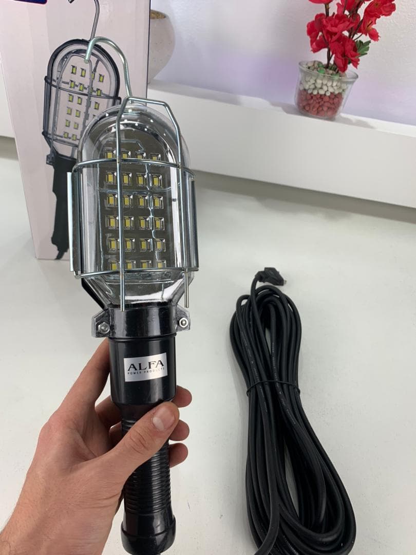 Baladeuse LED 10m ALFA – مصباح محمول كابل بطول 10 أمتار — صورة حقيقية 9