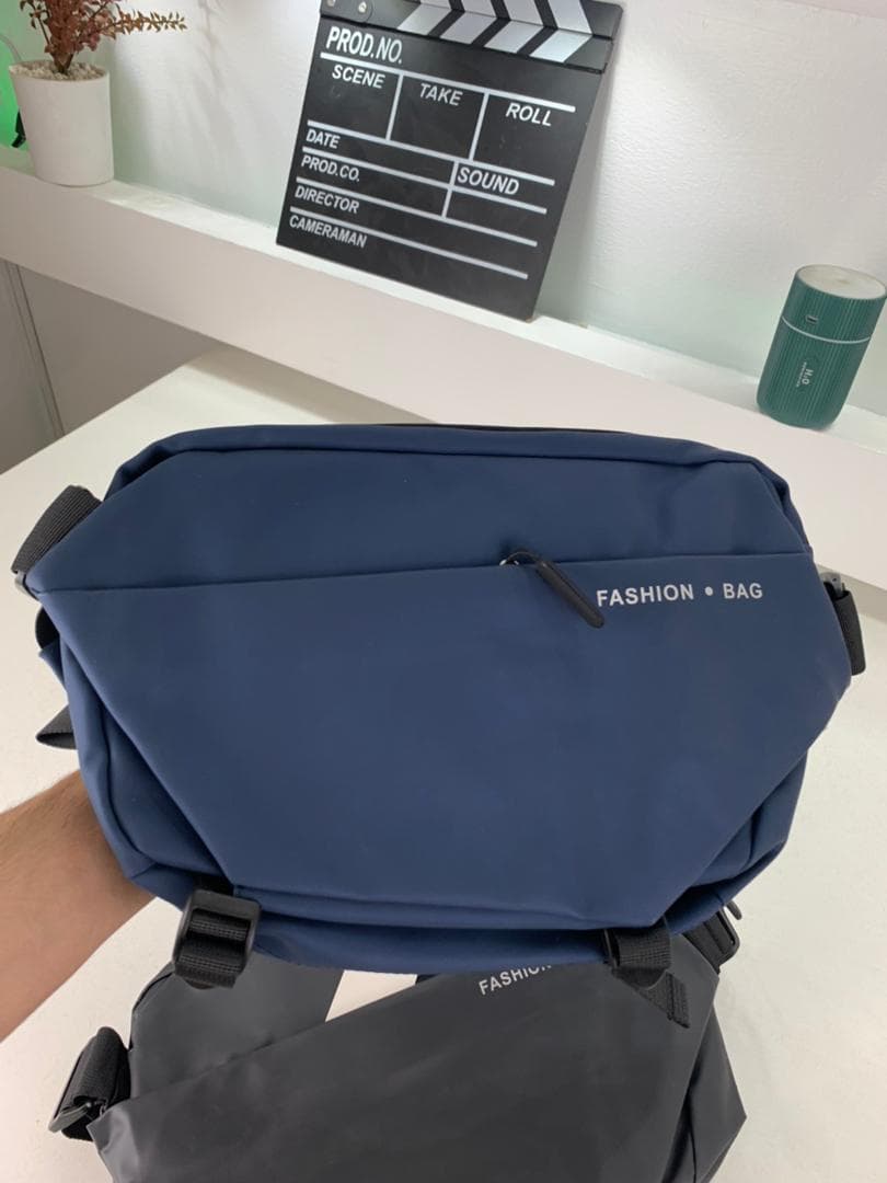 Sac de Poitrine Fashion Bag pour hommes avec bandoulière LX066 – حقيبة أغراض رجالية — صورة حقيقية 11