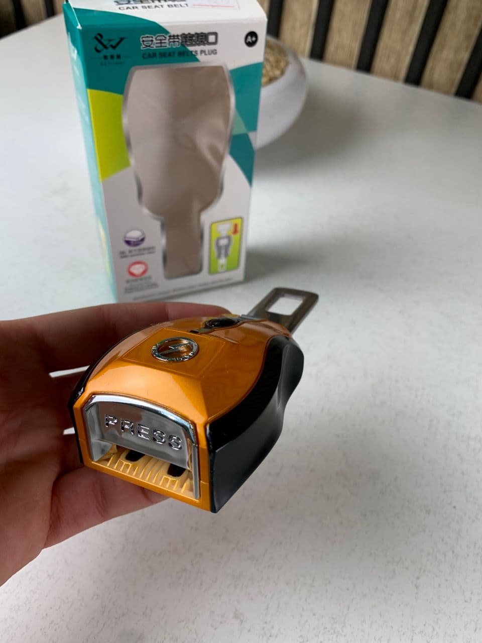 Attache ceinture de sécurité pour siège auto 2PCS HT-914 – طقم قطعتين مشبك حزام الأمان — صورة حقيقية 6