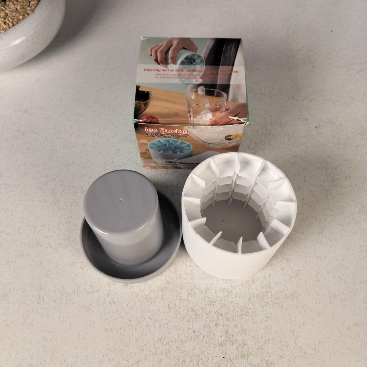 Moule à Glaçons 3D en Silicone Souple avec Système de Démoulage Facile - قالب صنع الثلج السيليكوني ثلاثي الأبعاد - Produits de saison - صورة حقيقية 9