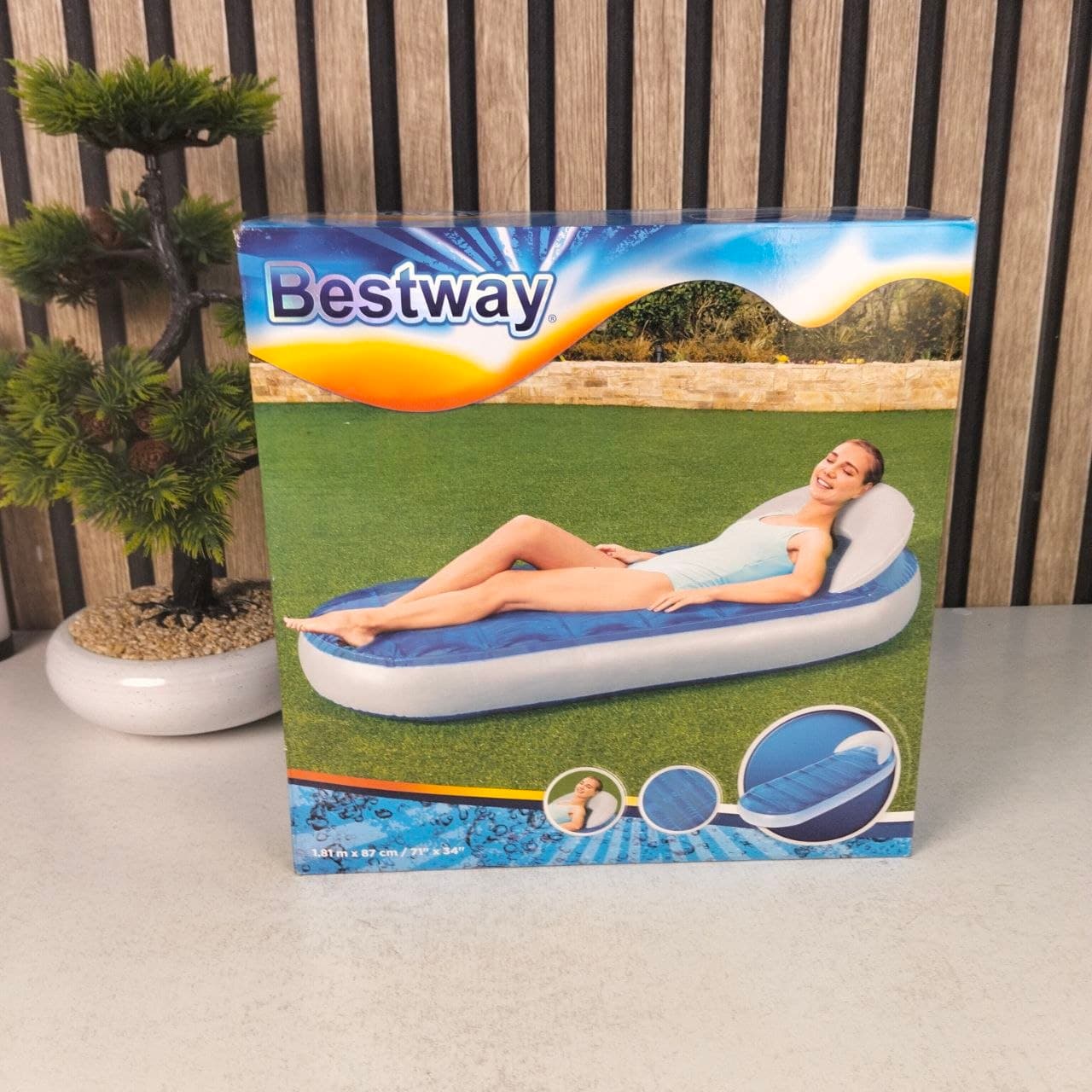 Matelas de Piscine Gonflable Bestway Transat avec Chambre à Eau Rafraîchissante - سرير المسبح والشاطئ الهوائي الفاخر مع حجرة تبريد مائية - Produits de saison - صورة حقيقية 13