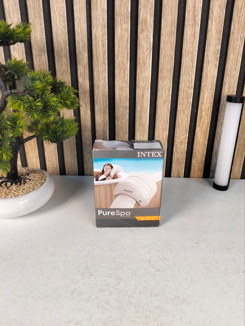 Appui-Tête Gonflable pour Spa Intex 28501 - Amovible et Lesté à l'Eau - مسند الرأس المائي الفاخر لمسابح السبا والجاكوزي من إنتكس - Vacance & Loisir - صورة حقيقية 6
