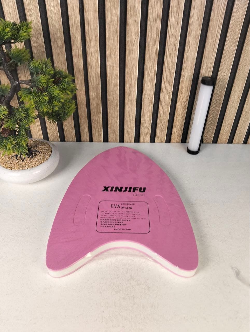 Planche de Natation Kickboard pour Enfants avec Trous de Poignée Ergonomiques - لوح السباحة الإسفنجي للأطفال بمقابض مطورة - Vacance & Loisir - صورة حقيقية 12