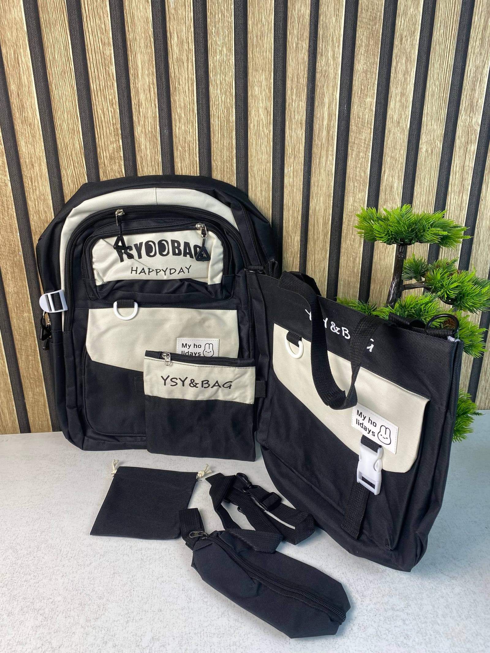 Sac à Dos Multifonctionnel Kawaii Grand Volume Imperméable et Résistant 5Pcs Noir SACKDS10N - حقيبة ظهر بعدة قطع بتصميم كاوايي - Sac à dos et Mode - صورة حقيقية 4