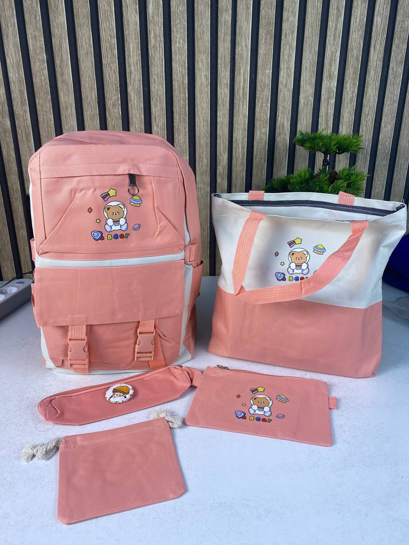 Sac à Dos Multifonctionnel Kawaii Grand Volume Imperméable et Résistant 5Pcs Rose SACKDS15RS - حقيبة ظهر بعدة قطع بتصميم كاوايي - Sac à dos et Mode - صورة حقيقية 4