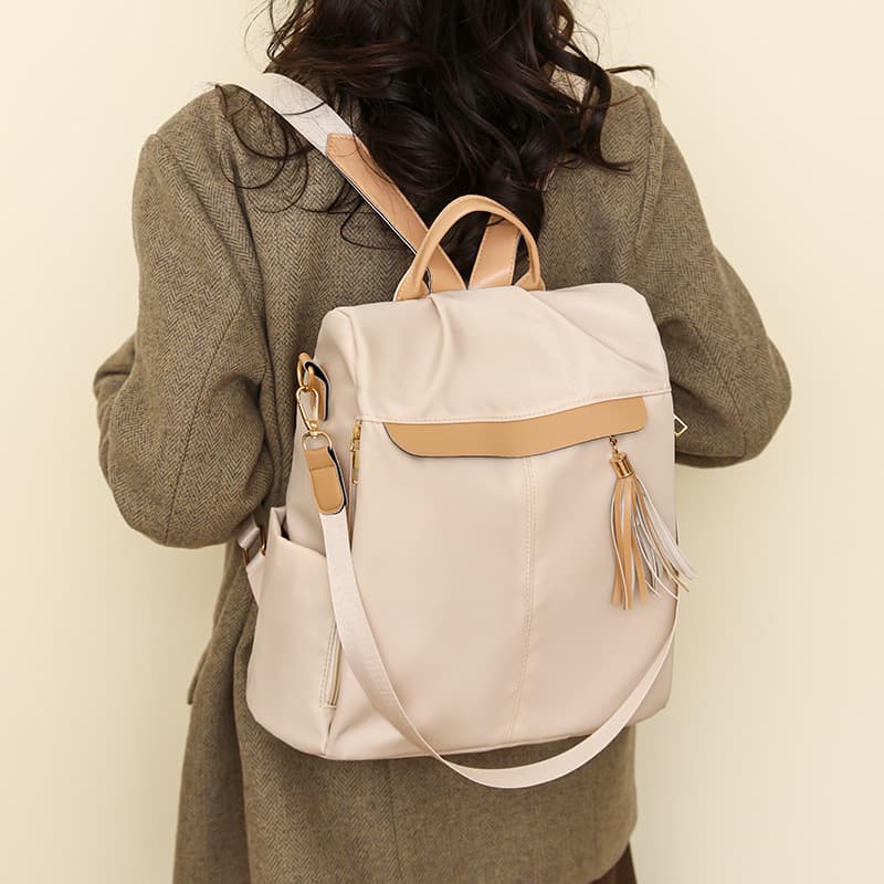 Sac à Dos Femme Élégant et Tendance Style Chic Couleur Beige SACKDS26BG - حقيبة ظهر نسائية عصرية بتصميم أنيق متعددة الاستخدامات - Sac à dos et Mode - صورة 2