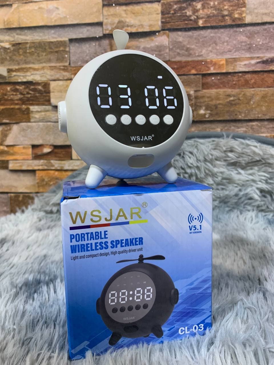 Réveil Numérique à Miroir Rechargeable avec Haut-parleur Portable Bluetooth 5.0 - Electroménager - صورة 2