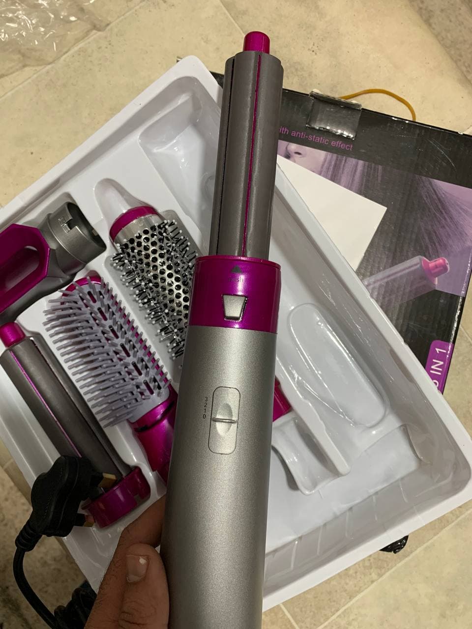 Sèche-cheveux peigne à air chaud 5in1 curling premium protection - Soins et Beauté - صورة حقيقية 9