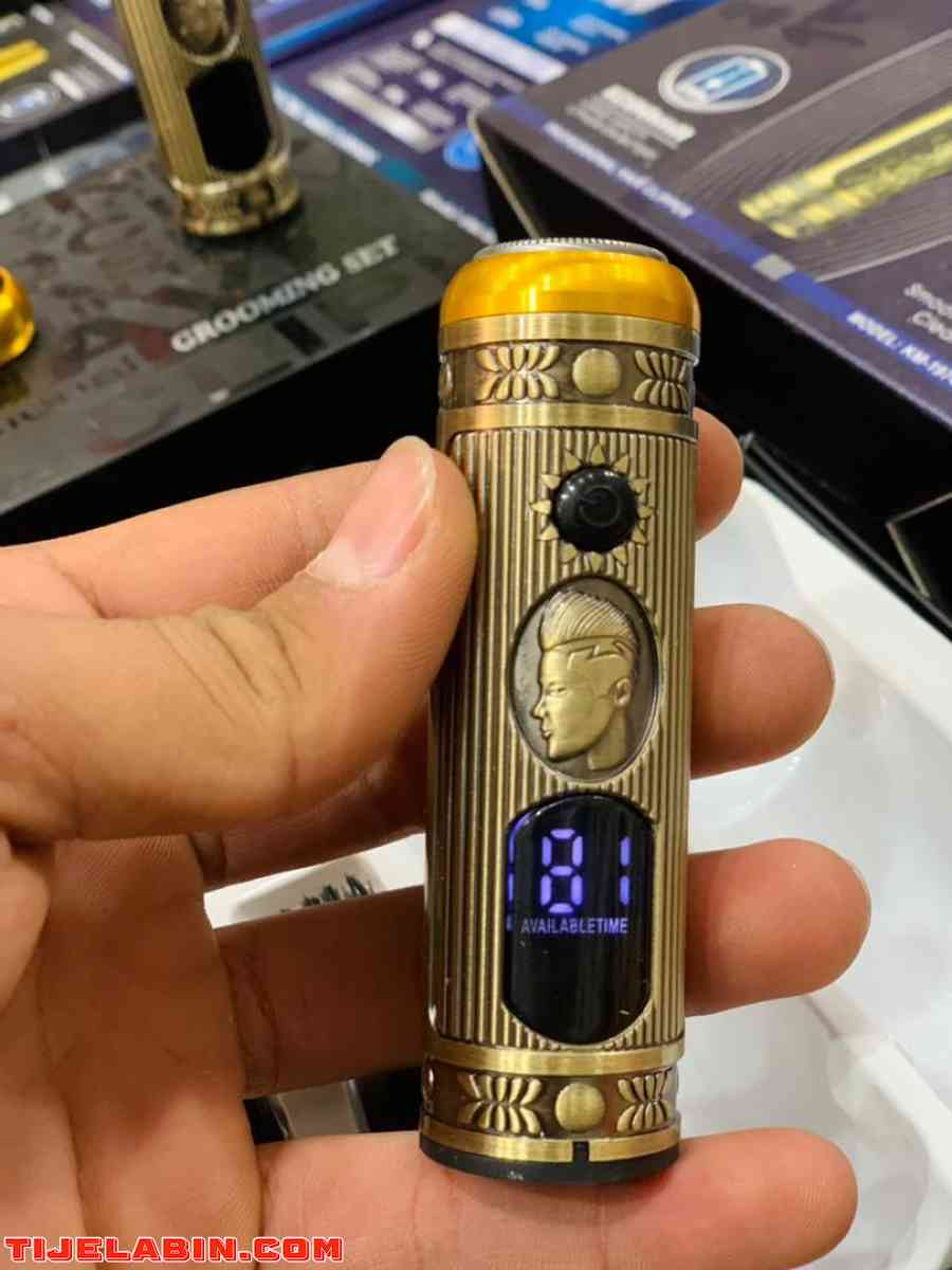 Ensemble de rasoir électrique pour hommes, tondeuse pour barbe et nez, chargeur USB, avec écran LCD - Soins et Beauté - صورة حقيقية 15