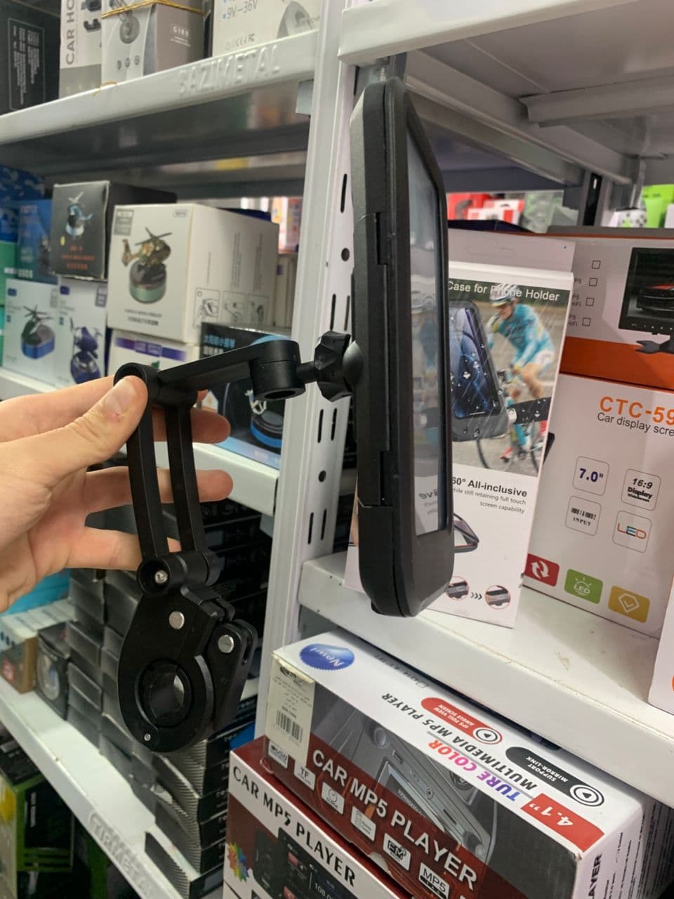 Support de téléphone portable étanche pour vélo moto réglable à 360 ° - Accessoires Auto/Moto - صورة حقيقية 9