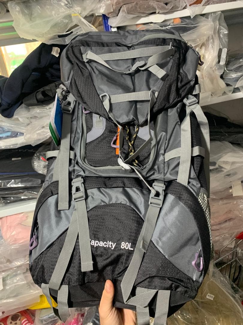 Sac à dos randonnée professionnel 80 L étanche, système de soutien dorsal léger - Camping et Randonnée - صورة حقيقية 7