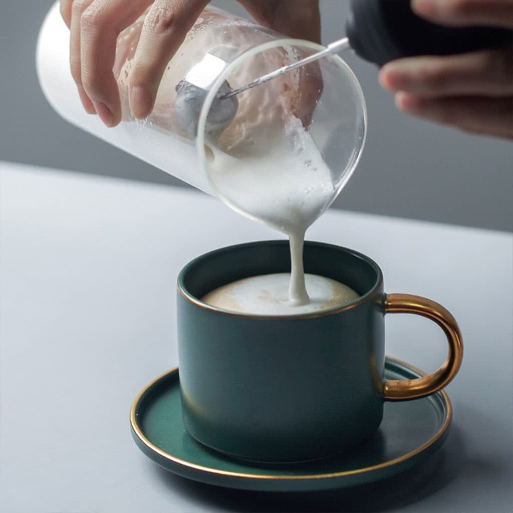 Mousseur à lait électrique Efficace pour les liquides chauds et froids. - Maison - صورة 2