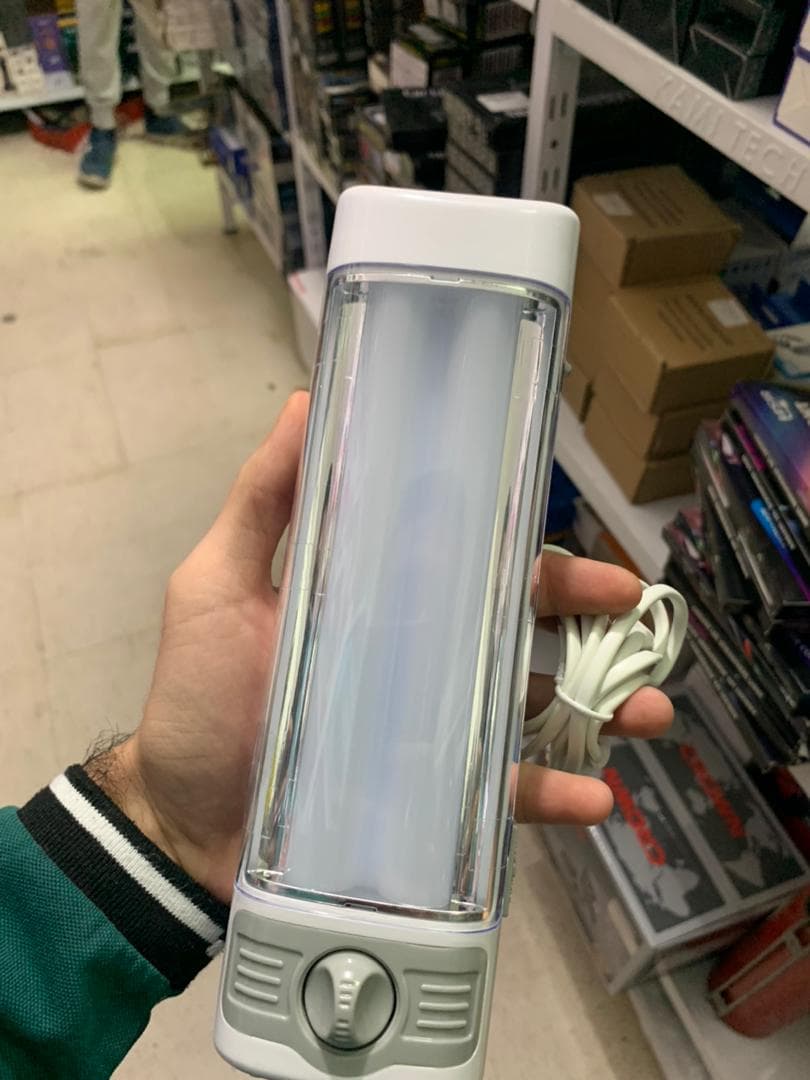 Lampe De Secours Rechargeable Weidasi WD-838T - Camping et Randonnée - صورة حقيقية 5