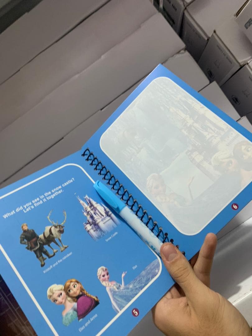 Magic Book réutilisable avec des dessins animés pour enfants et un stylo à eau - Divers - صورة حقيقية 7