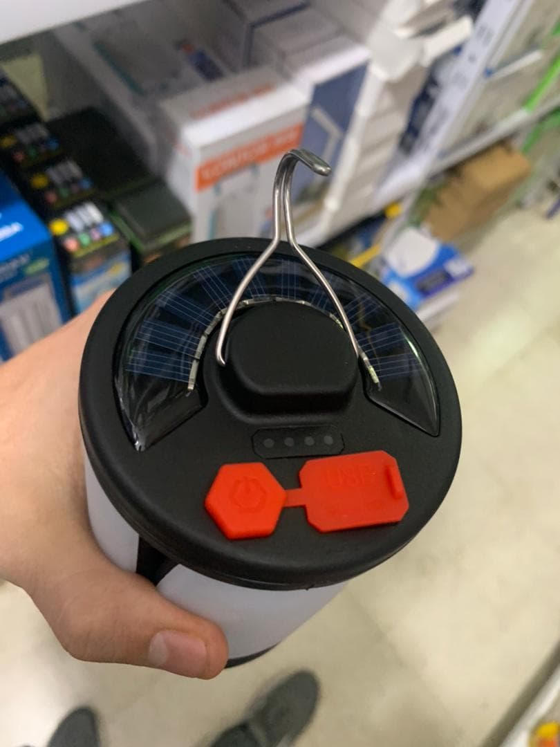 Lanterne de camping Rechargeable avec 6 modes d’éclairage, 60 LED - Camping et Randonnée - صورة حقيقية 9