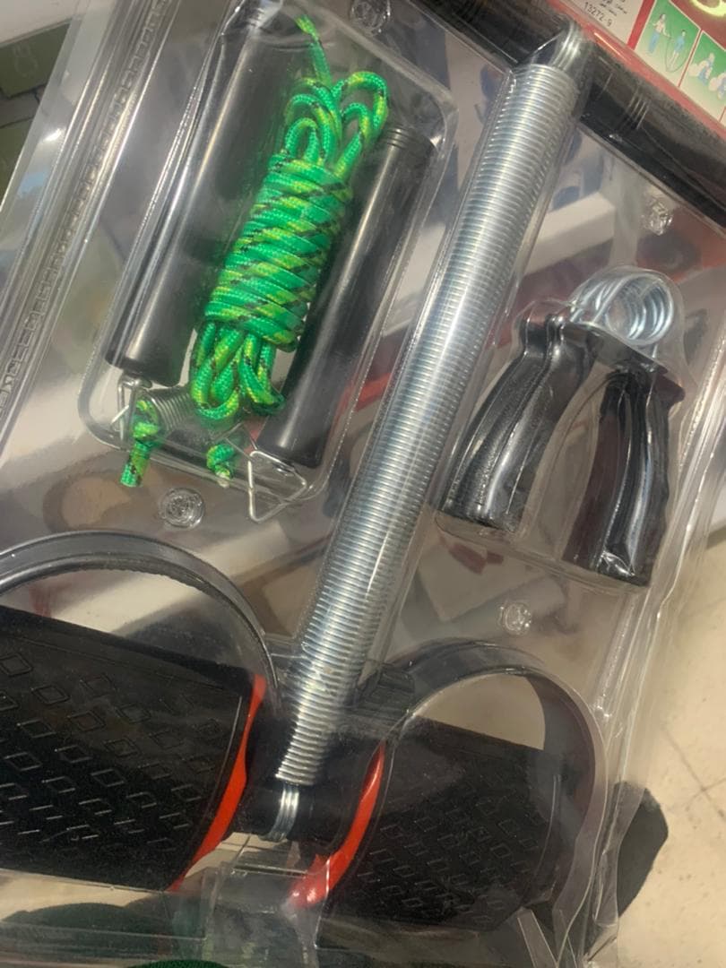 Kit Sportif 3en1 Corde à Sauter , Poignet et Appareil pour Abdos - Sport - صورة حقيقية 6