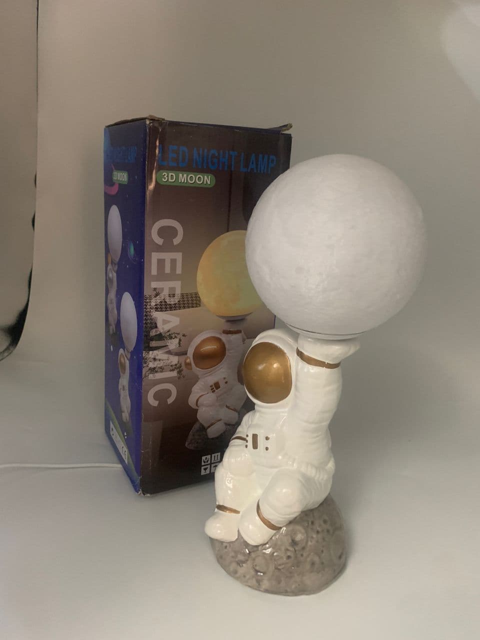 Veilleuse Astronaute et Lampe de Table en Céramique - Décoration - صورة حقيقية 6