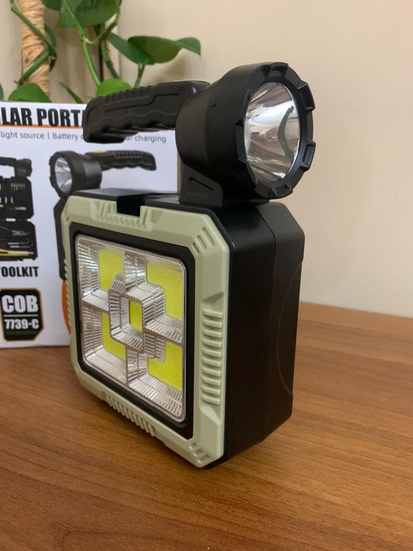Lampe Solaire Portable Avec Kit de Tournevis et Outils - Outillage et Bricolage - صورة حقيقية 7